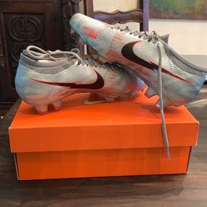 Brand new Nike Soccer cleats. Woman’s size 7.5